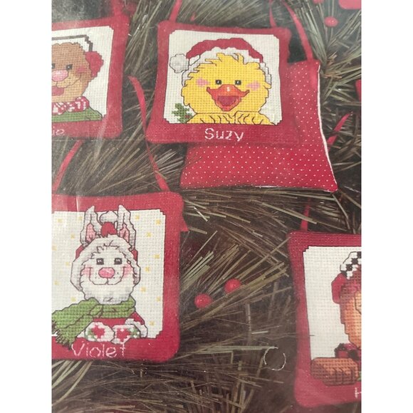 Janlynn Suzys Zoo II Christmas Cross Stitch Kit Set Of 8 Ornaments - Picture 9 of 15